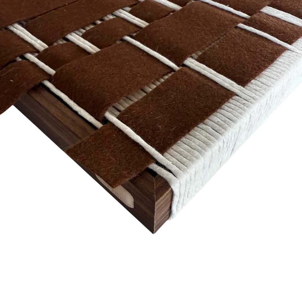 Zijaanzicht Merana Cognac.webp