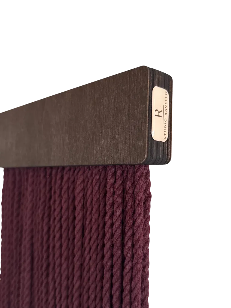 Fiber Art Puglia Small Burgundy Zijaanzicht.webp