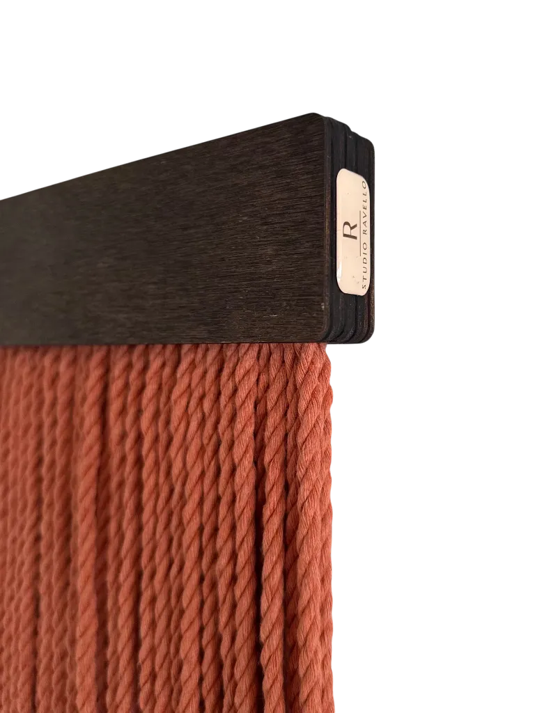 Fiber Art Puglia Small Terracotta Zijaanzicht.webp