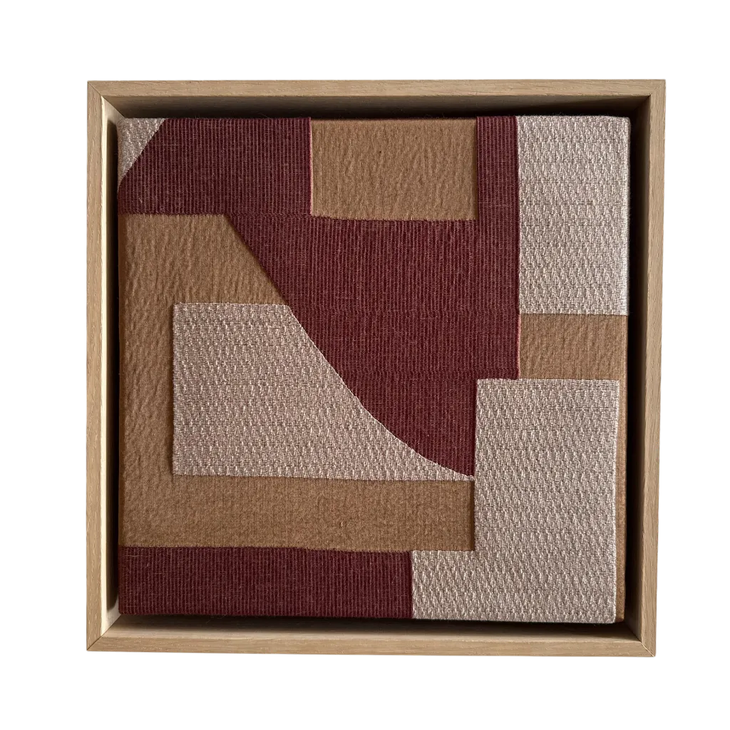 Isola Burgundy Camel BE.webp