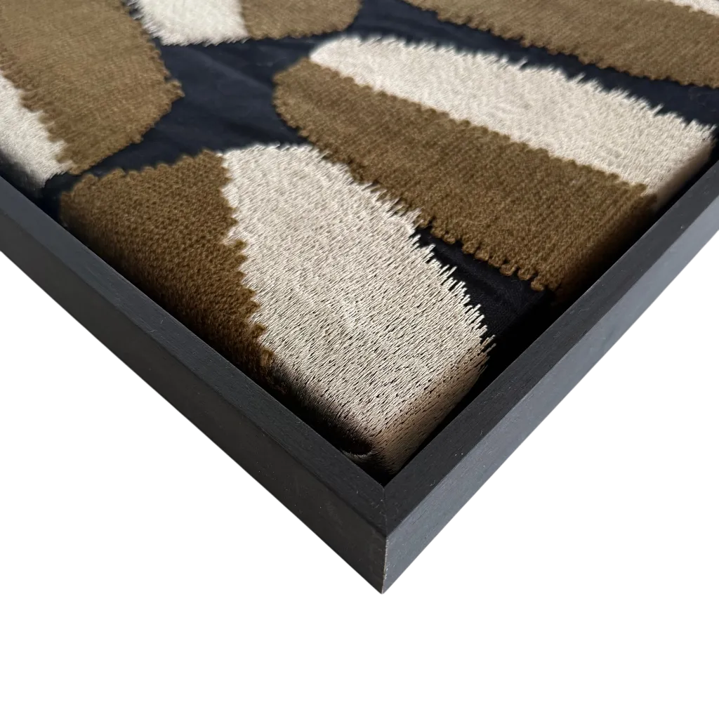 Zijaanzicht Tarquinia Black Bronze.webp